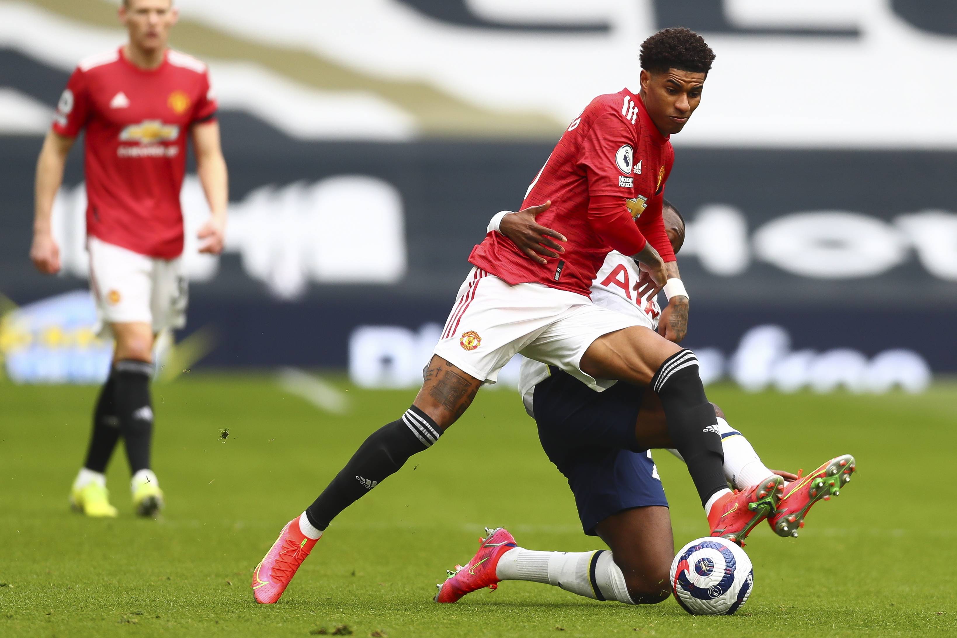 策调整及疫 策调整及疫